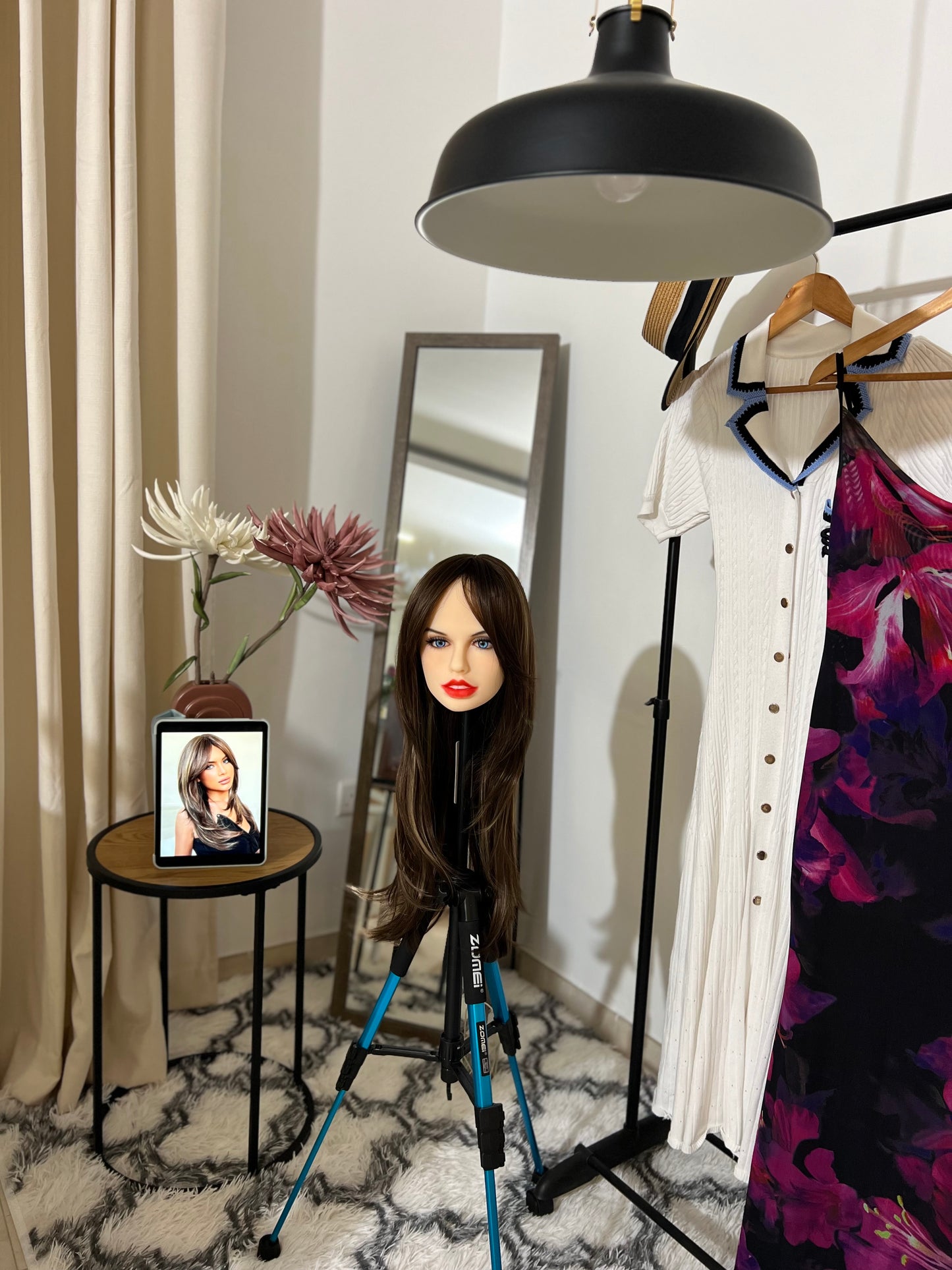 Brown highlight blonde wig