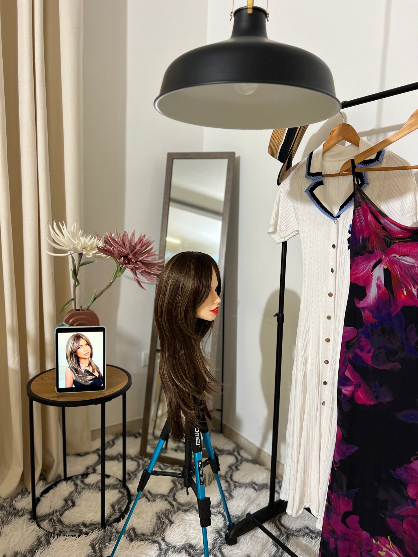 Brown highlight blonde wig