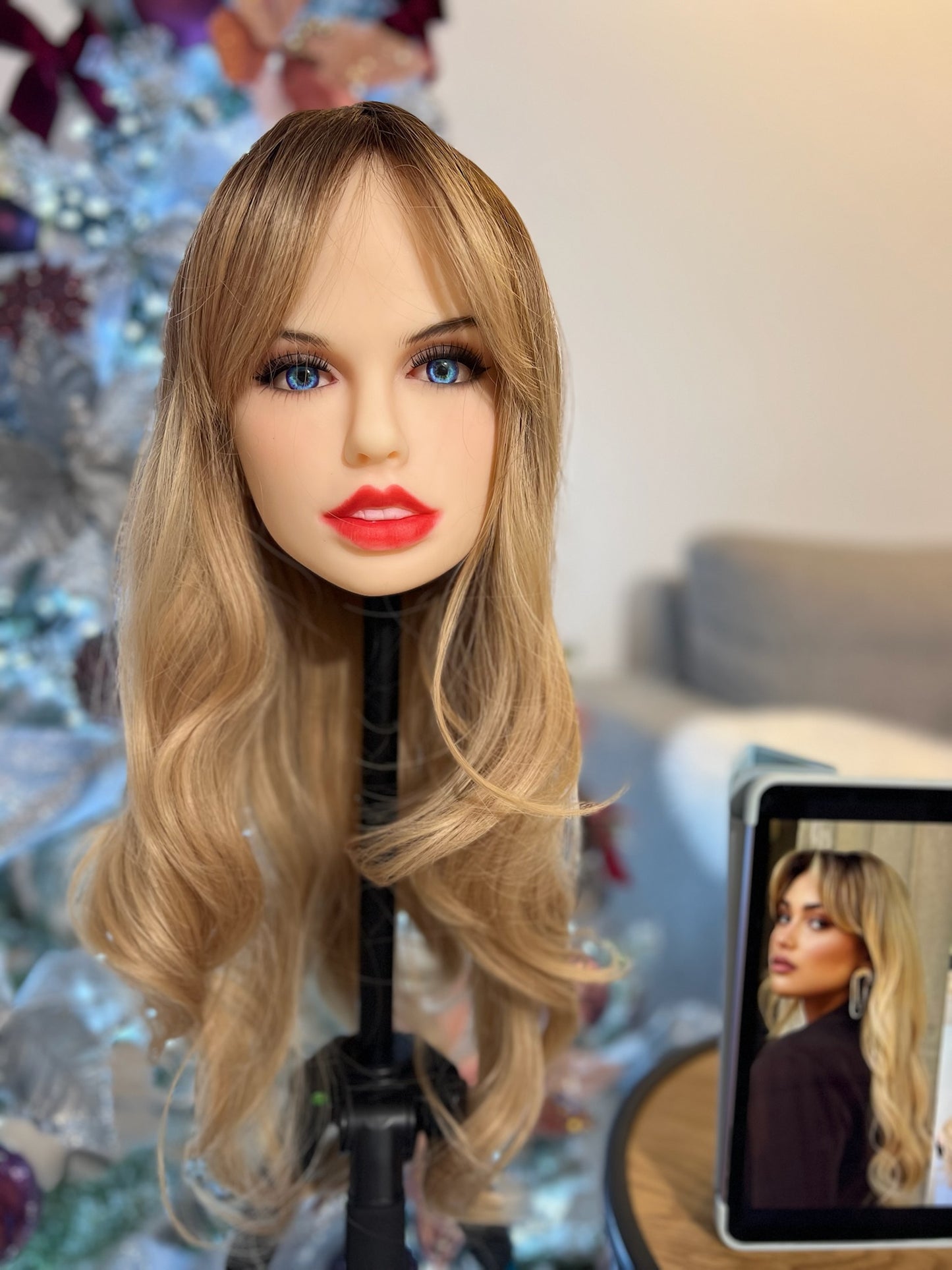 Wavy Ombre Blonde Wig