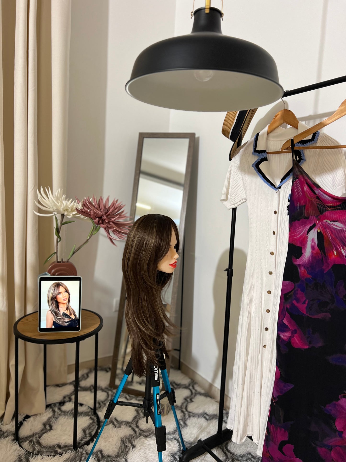 Brown highlight blonde wig